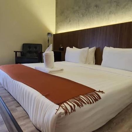 Vista Hotel Tawau Exterior photo